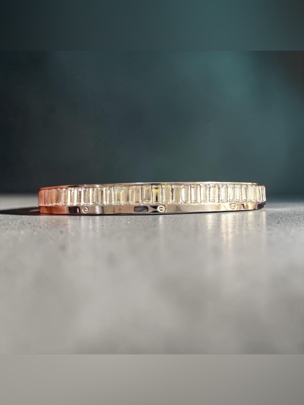 Stainless Steel Silver-Trim Baguette-Edge Women's Bracelet - size  6.5 | NEW